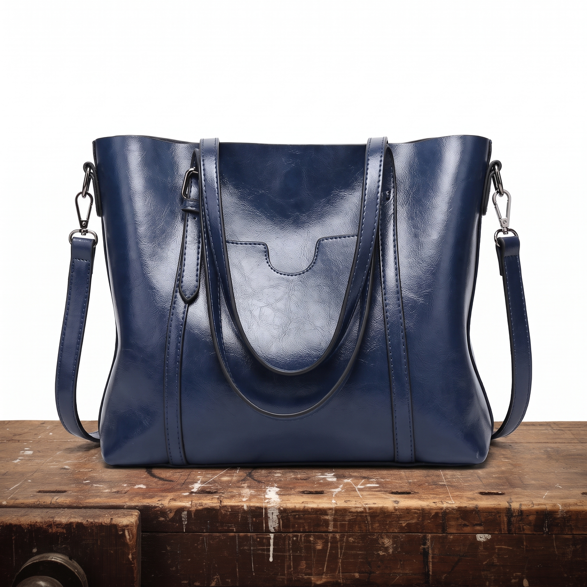 DAPHNE | SLEEK LEATHER SHOULDER BAG